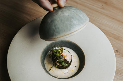 Saturn & Cloche - Plate set
